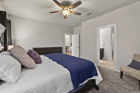 6211 Fox Peak Drive San Antonio TX 78247