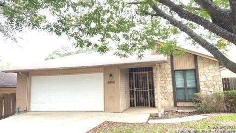 4335 Hilton Head Street San Antonio TX 78217
