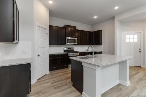218 Jessica Knoll San Antonio TX 78253