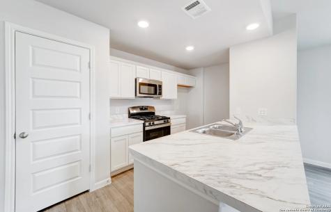 218 Boulder Ridge Drive Cuero TX 77594
