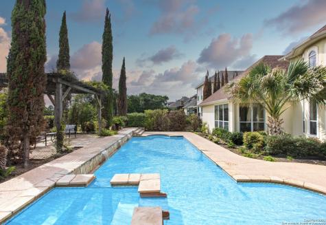 18207 Branson Falls San Antonio TX 78255
