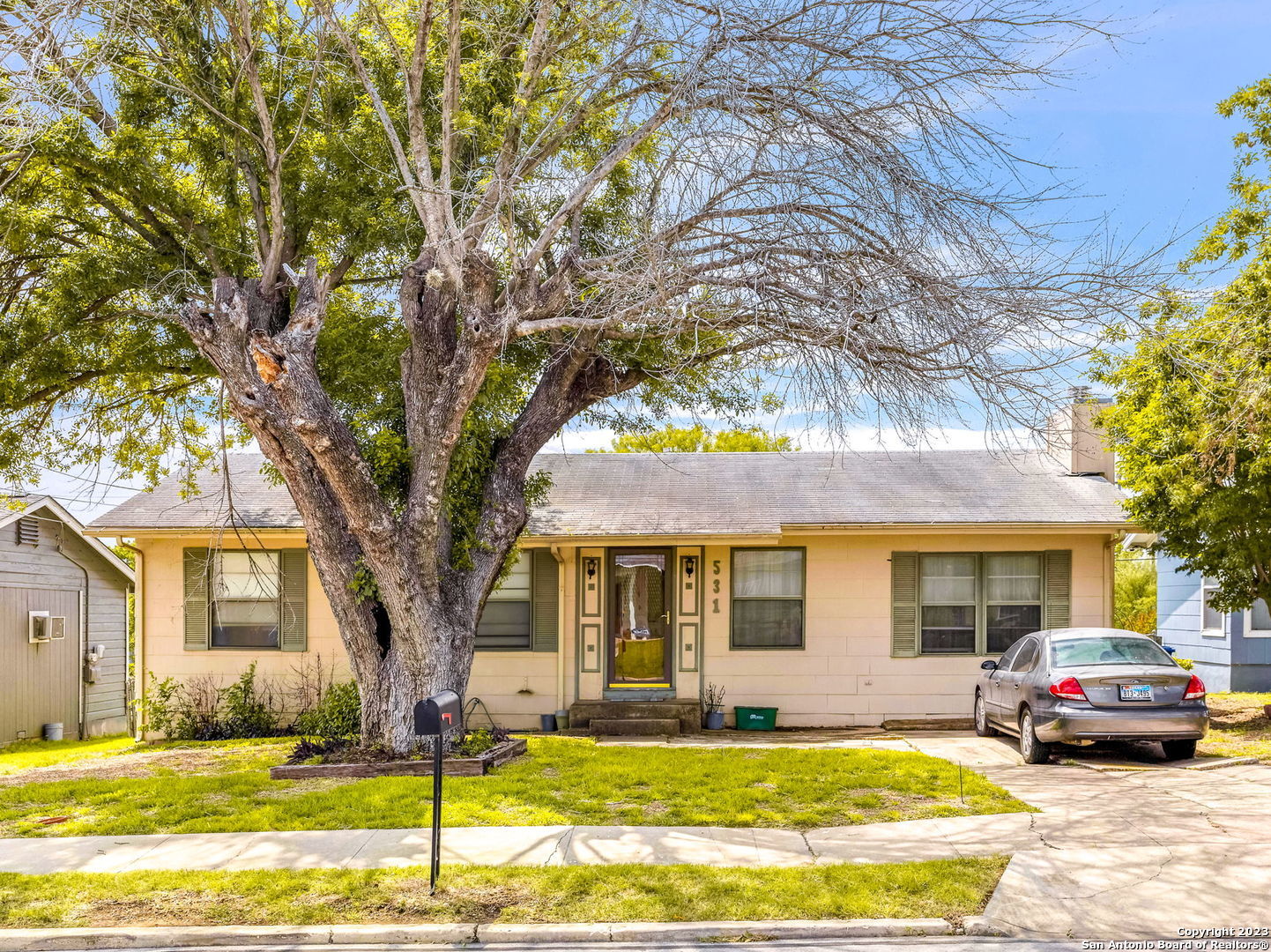 531 Griggs Avenue San Antonio TX 78228