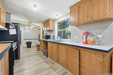 185 Canyon Bend Canyon Lake TX 78133