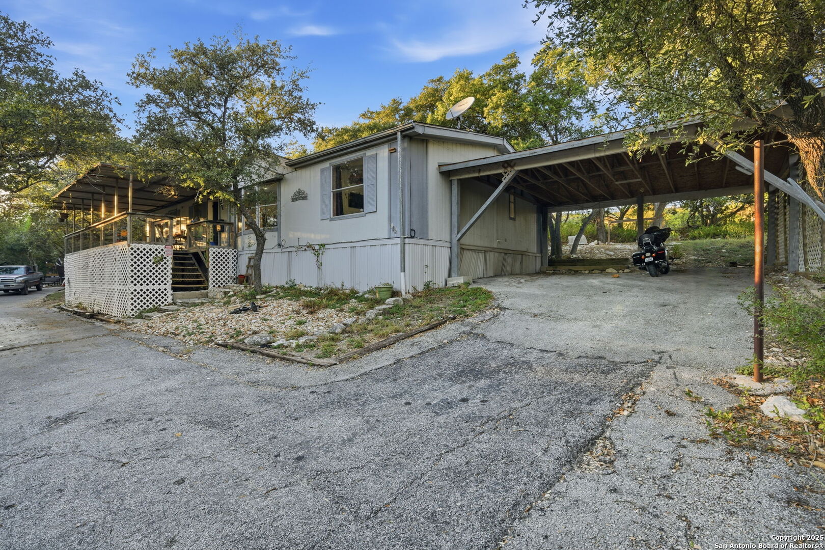 185 Canyon Bend Canyon Lake TX 78133