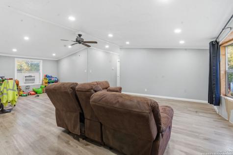 185 Canyon Bend Canyon Lake TX 78133