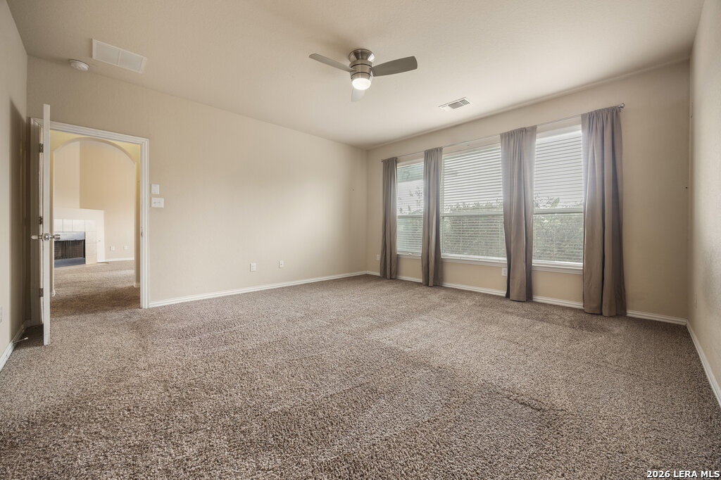 8822 Falcon Park Converse TX 78109