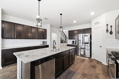8535 Murray Grey San Antonio TX 78254