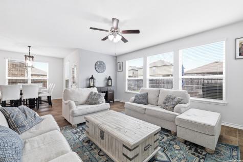 8535 Murray Grey San Antonio TX 78254