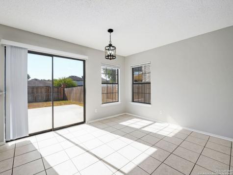 1214 Crossing Oaks San Antonio TX 78253