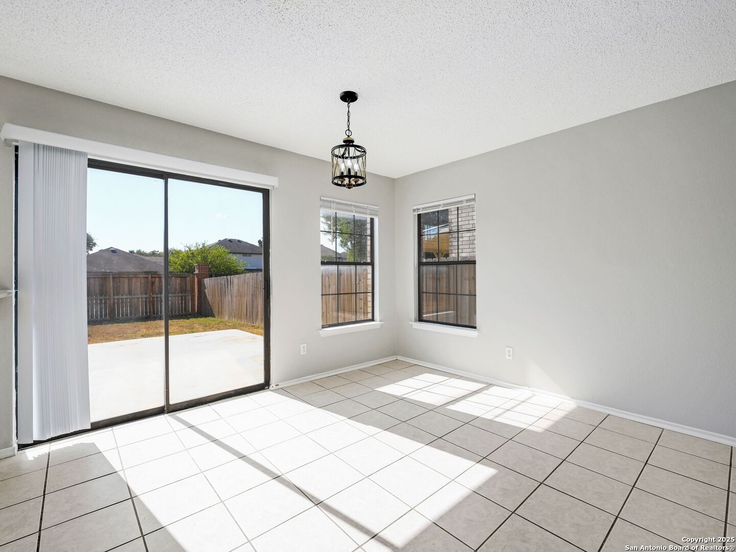 1214 Crossing Oaks San Antonio TX 78253