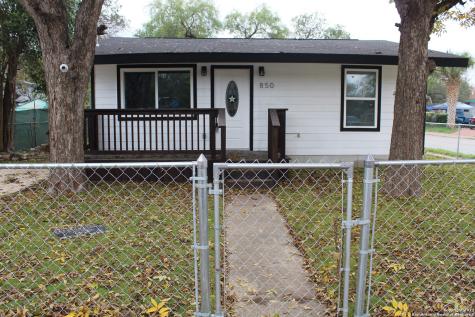 850 S San Eduardo Avenue San Antonio TX 78237