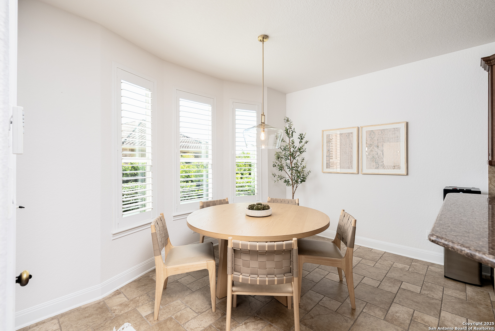 24806 Ellesmere San Antonio TX 78257