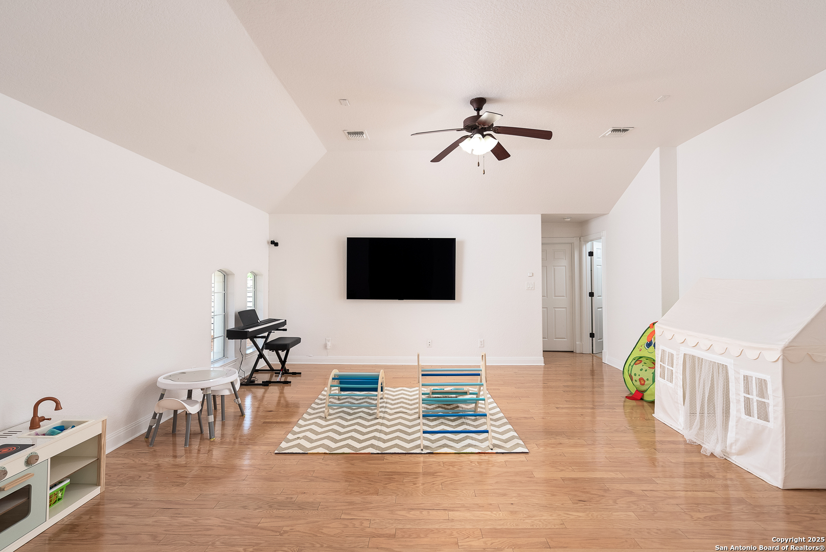 24806 Ellesmere San Antonio TX 78257