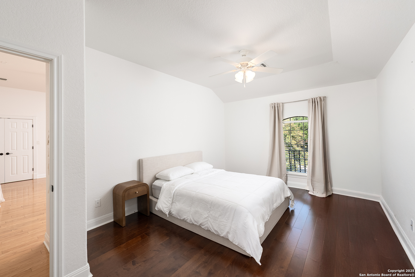 24806 Ellesmere San Antonio TX 78257