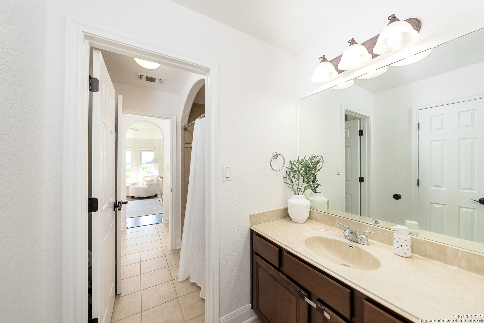 24806 Ellesmere San Antonio TX 78257