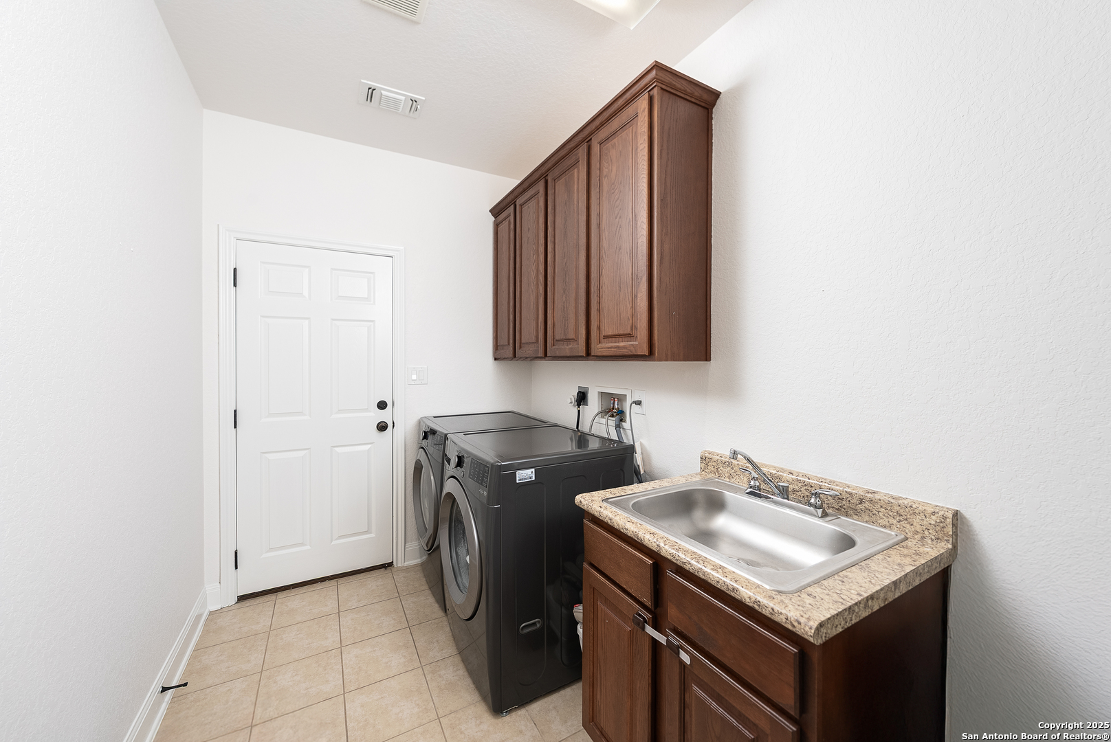 24806 Ellesmere San Antonio TX 78257