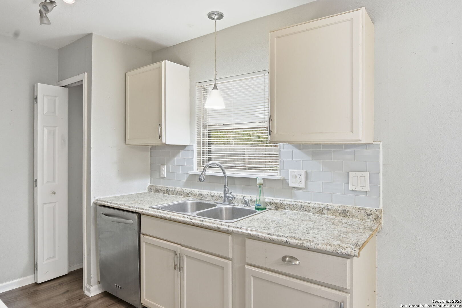 12907 Waynesboro San Antonio TX 78233