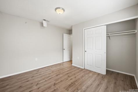 12907 Waynesboro San Antonio TX 78233
