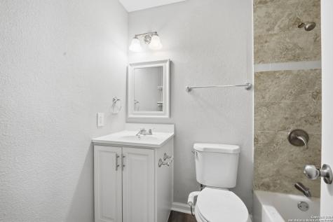 12907 Waynesboro San Antonio TX 78233