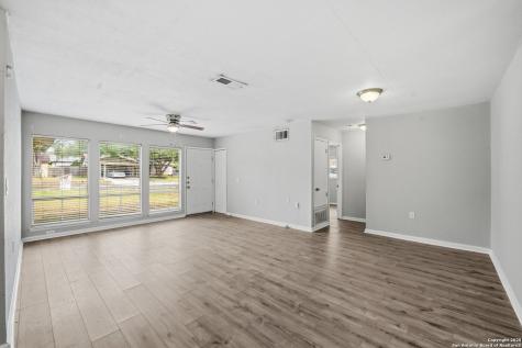 12907 Waynesboro San Antonio TX 78233