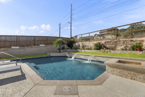 705 Treetop Pass New Braunfels TX 78130