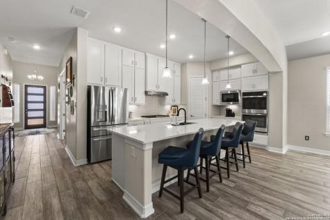705 Treetop Pass New Braunfels TX 78130
