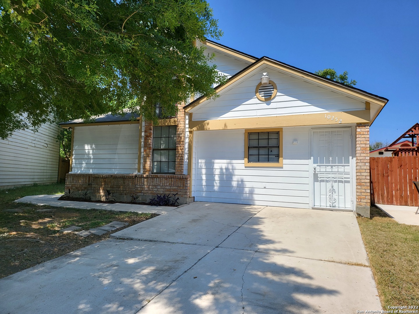 10252 Aurora Field San Antonio TX 78245