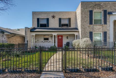 406 Amistad Boulevard Universal City TX 78148