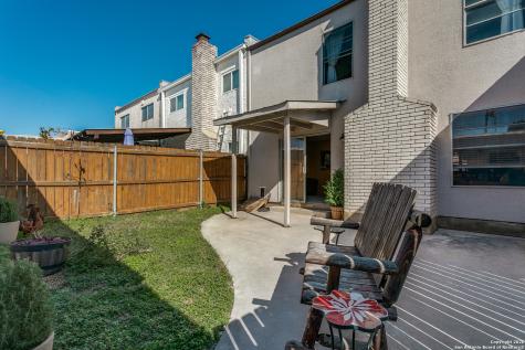 406 Amistad Boulevard Universal City TX 78148