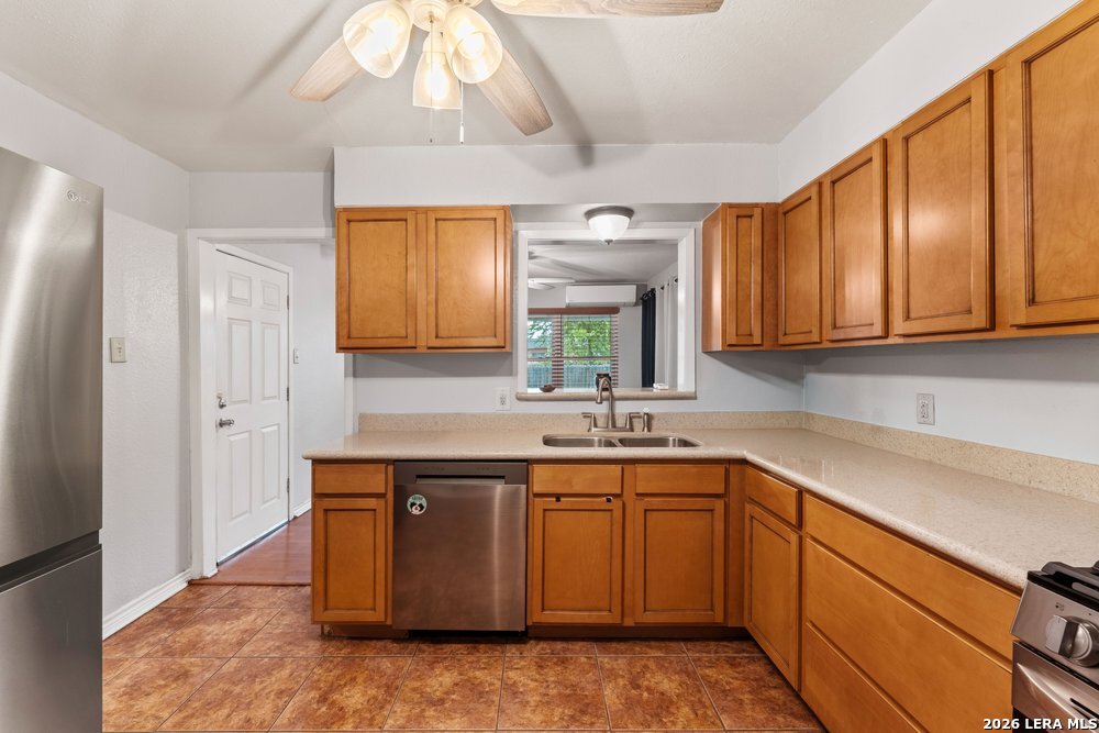 359 Pilgrim Drive San Antonio TX 78213