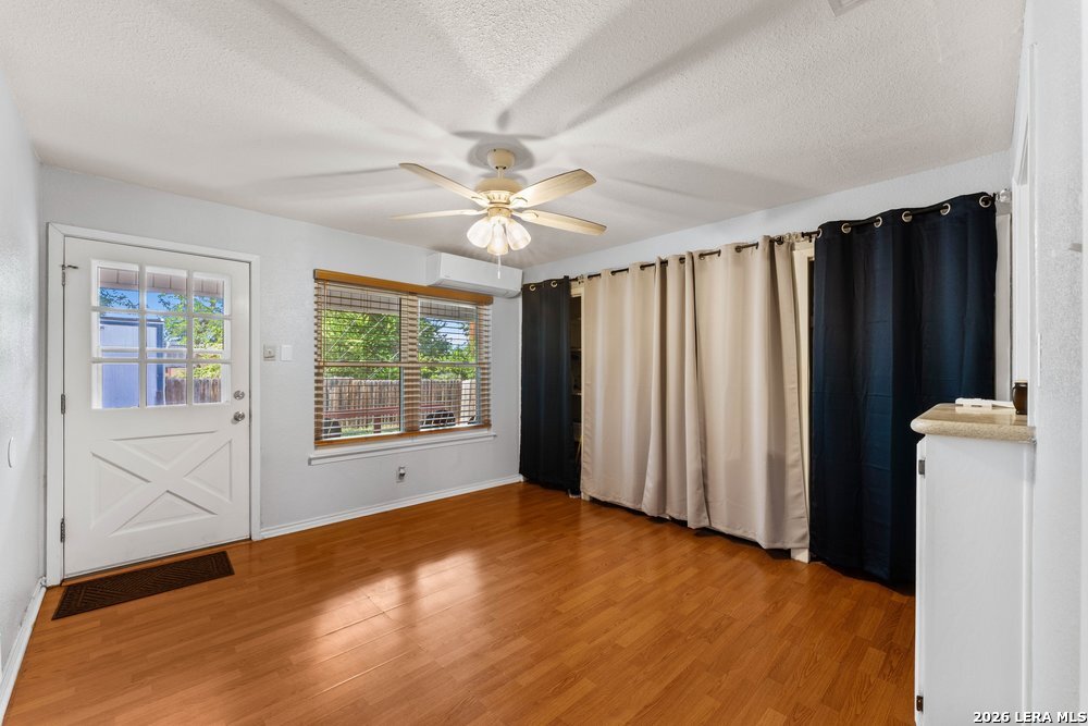 359 Pilgrim Drive San Antonio TX 78213