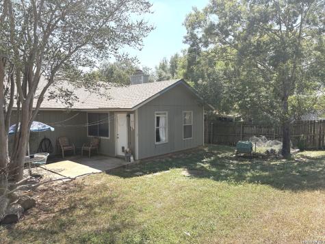 5803 Misty Glen San Antonio TX 78247