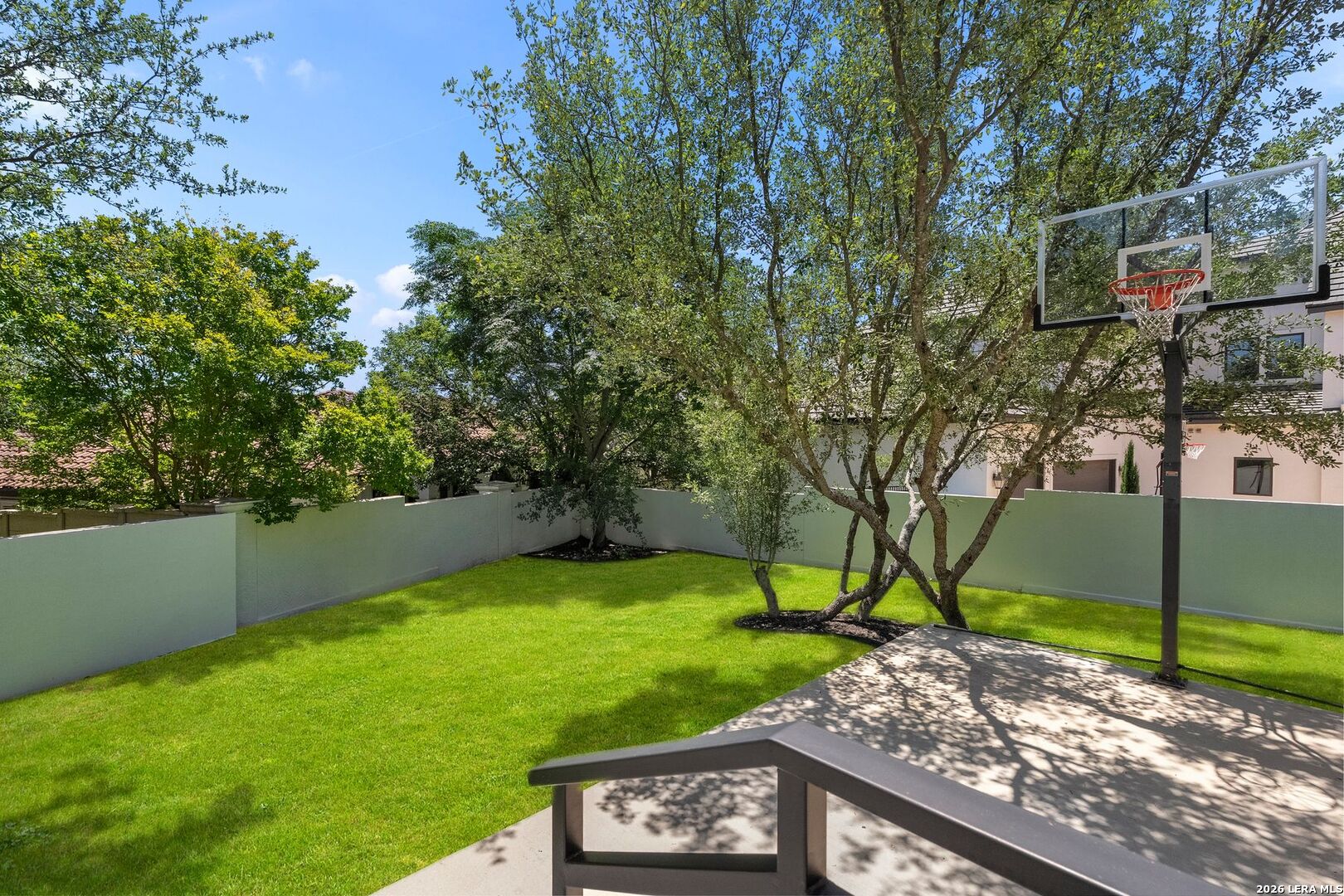 8 Kings Manor San Antonio TX 78257