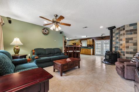 6360 Fm 1104 Kingsbury TX 78638