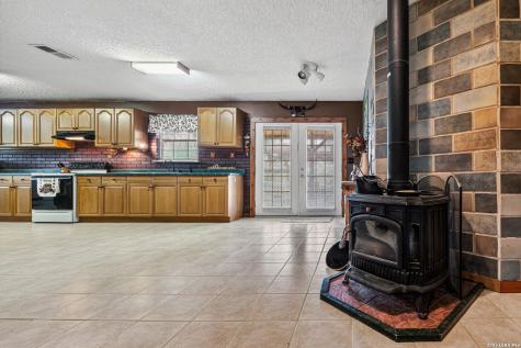 6360 Fm 1104 Kingsbury TX 78638