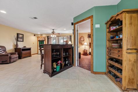 6360 Fm 1104 Kingsbury TX 78638
