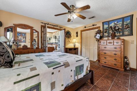 6360 Fm 1104 Kingsbury TX 78638