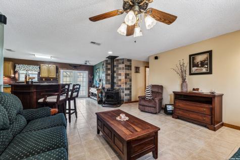 6360 Fm 1104 Kingsbury TX 78638