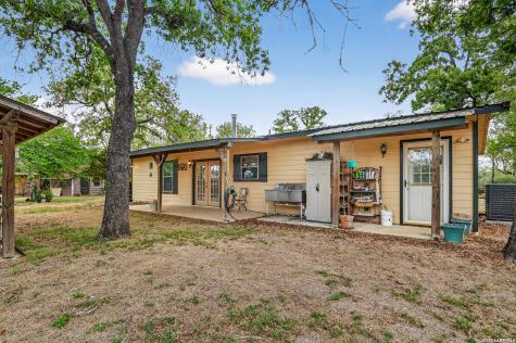6360 Fm 1104 Kingsbury TX 78638