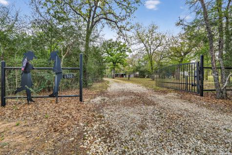 6360 Fm 1104 Kingsbury TX 78638