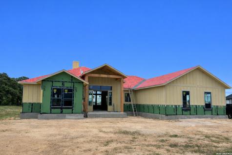 155 Pradera Ridge Drive Floresville TX 78114