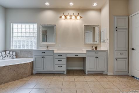 15006 Pastura Pass Helotes TX 78023