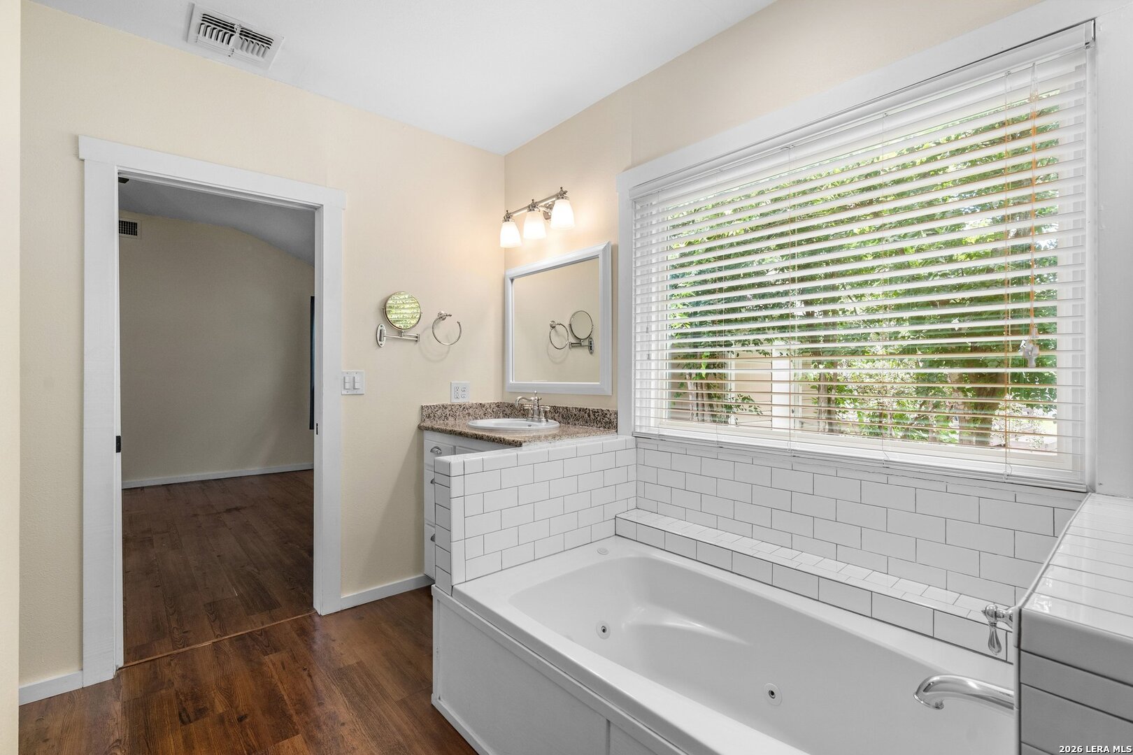 108 Chevy Chase Drive San Antonio TX 78209