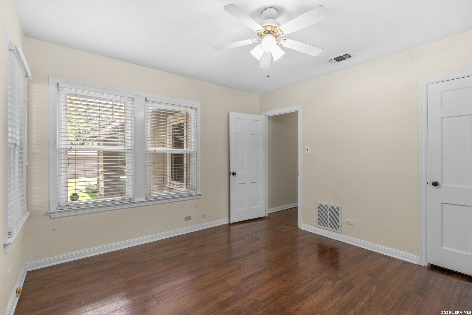108 Chevy Chase Drive San Antonio TX 78209