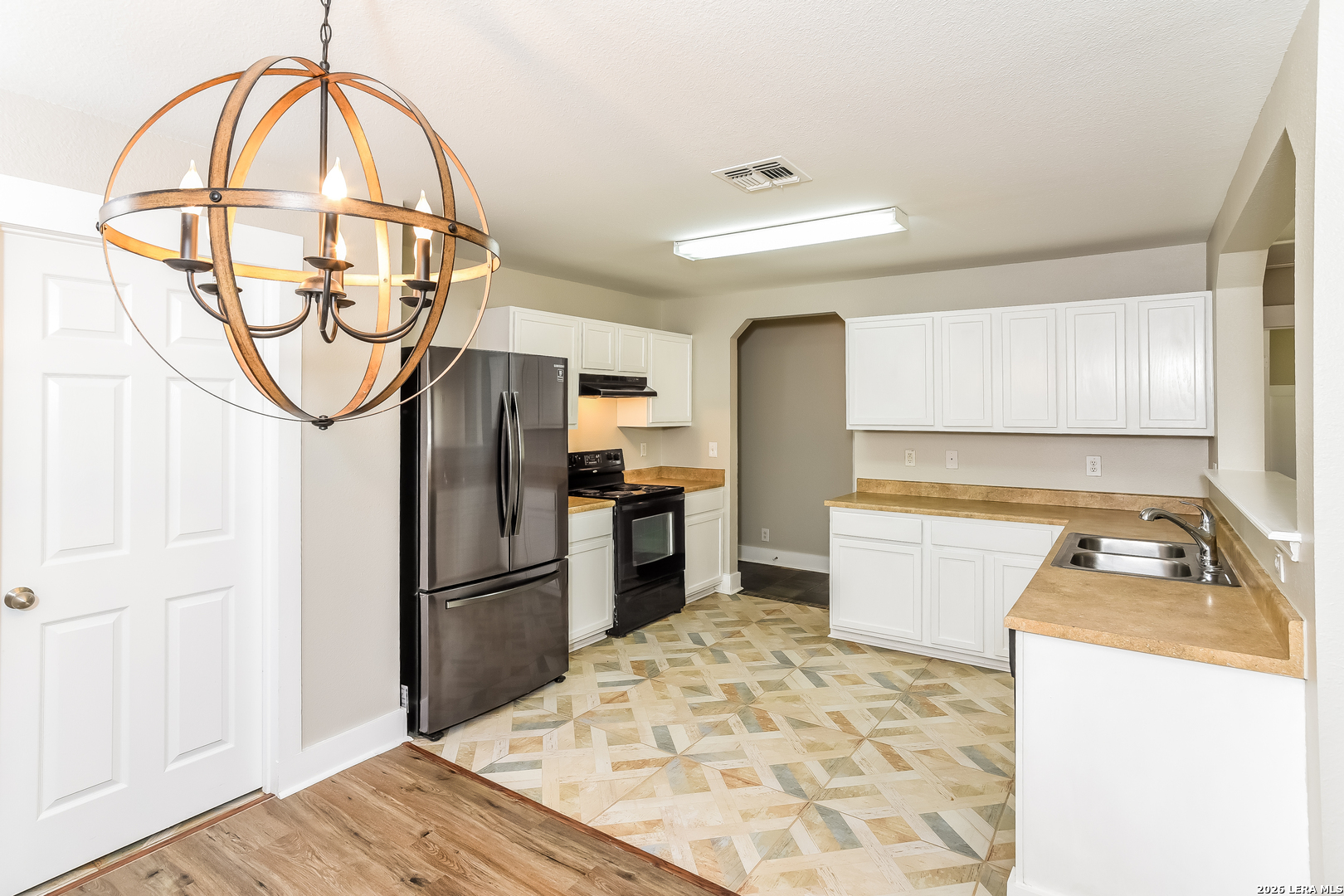 8039 Silver Grove San Antonio TX 78254