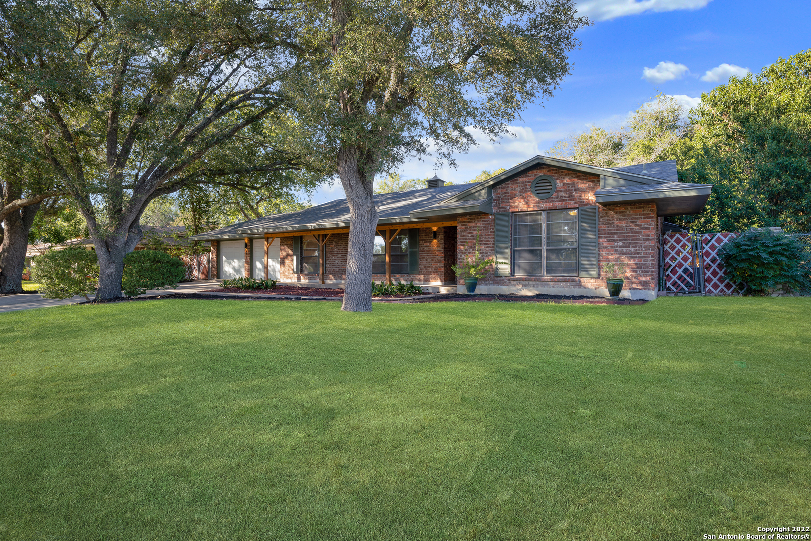 513 Winfield Boulevard Windcrest TX 78239