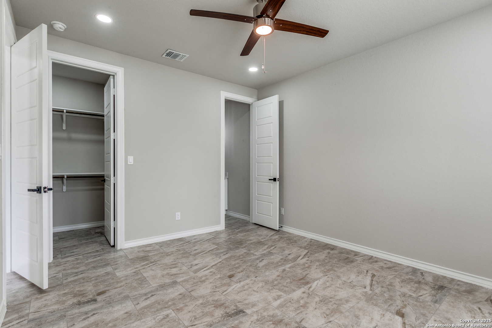 3367 Roland San Antonio TX 78210