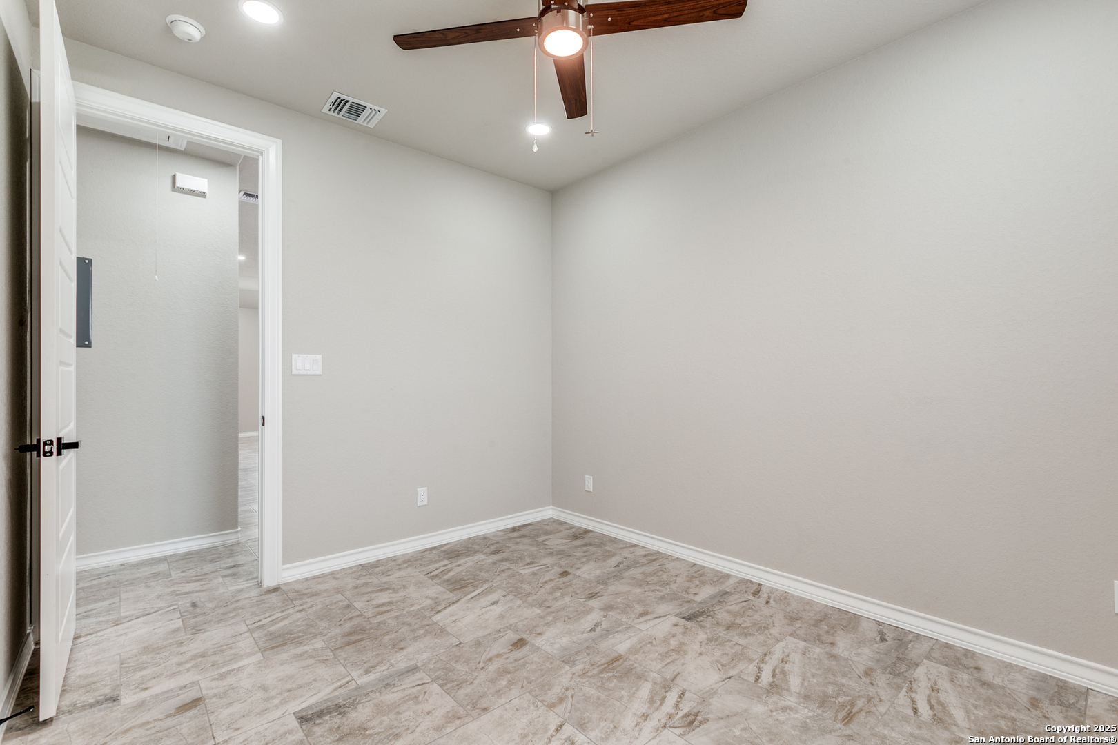 3367 Roland San Antonio TX 78210