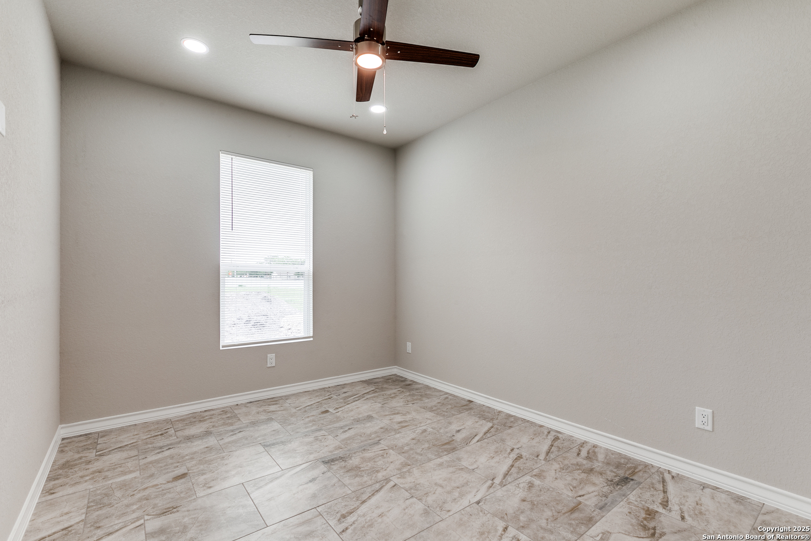 3367 Roland San Antonio TX 78210