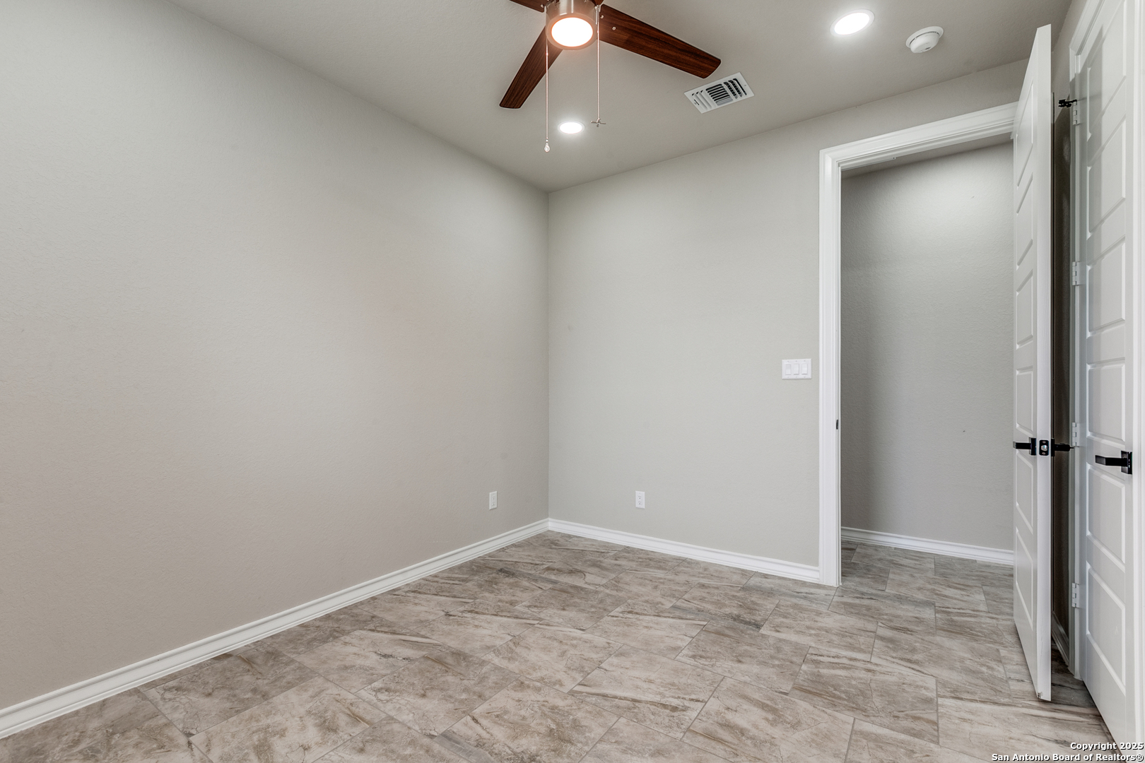 3367 Roland San Antonio TX 78210